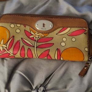 Fossil wallet